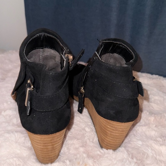 Dr. Scholl's Women's Create Ankle Wedge Heel Booties Boot Black Suede Size 7.5M - Picture 7 of 16